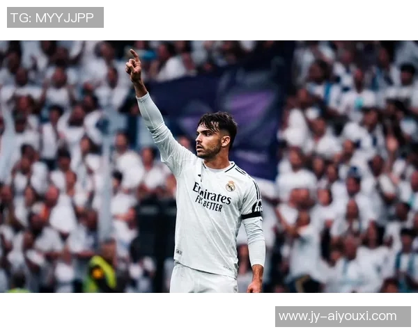 劳尔-阿森西奥发文哀悼祖父:愿你陪伴我每一步,赐予我力量 劳尔-阿森西奥发文哀悼祖父:愿你陪伴我每一步,赐予我力量