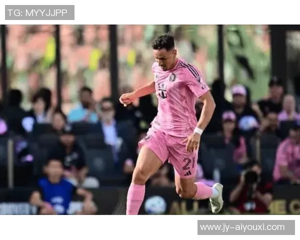 记者：迈阿密国际希望买断从塞尔塔租借来的前锋阿连德——转会博弈中的野心与机遇